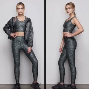 Good American The Ferocious Legging Green Pink Leopard Print Athletic